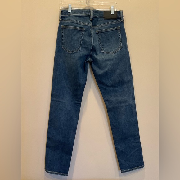 Gap Men’s Slim Jeans, Medium washed blue denim, Size 31/32 - Picture 3 of 6